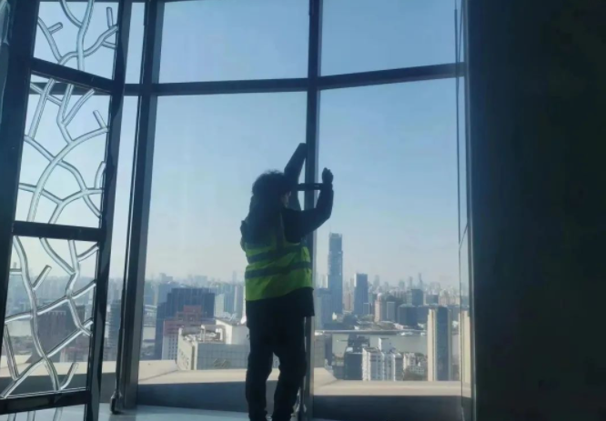 浦东幕墙拉索力检测顺利收官